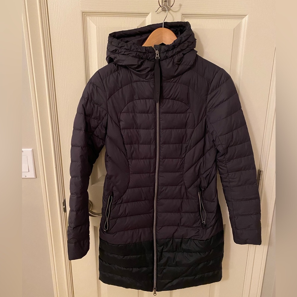 Women’s Lululemon Puffy Jacket - size 6